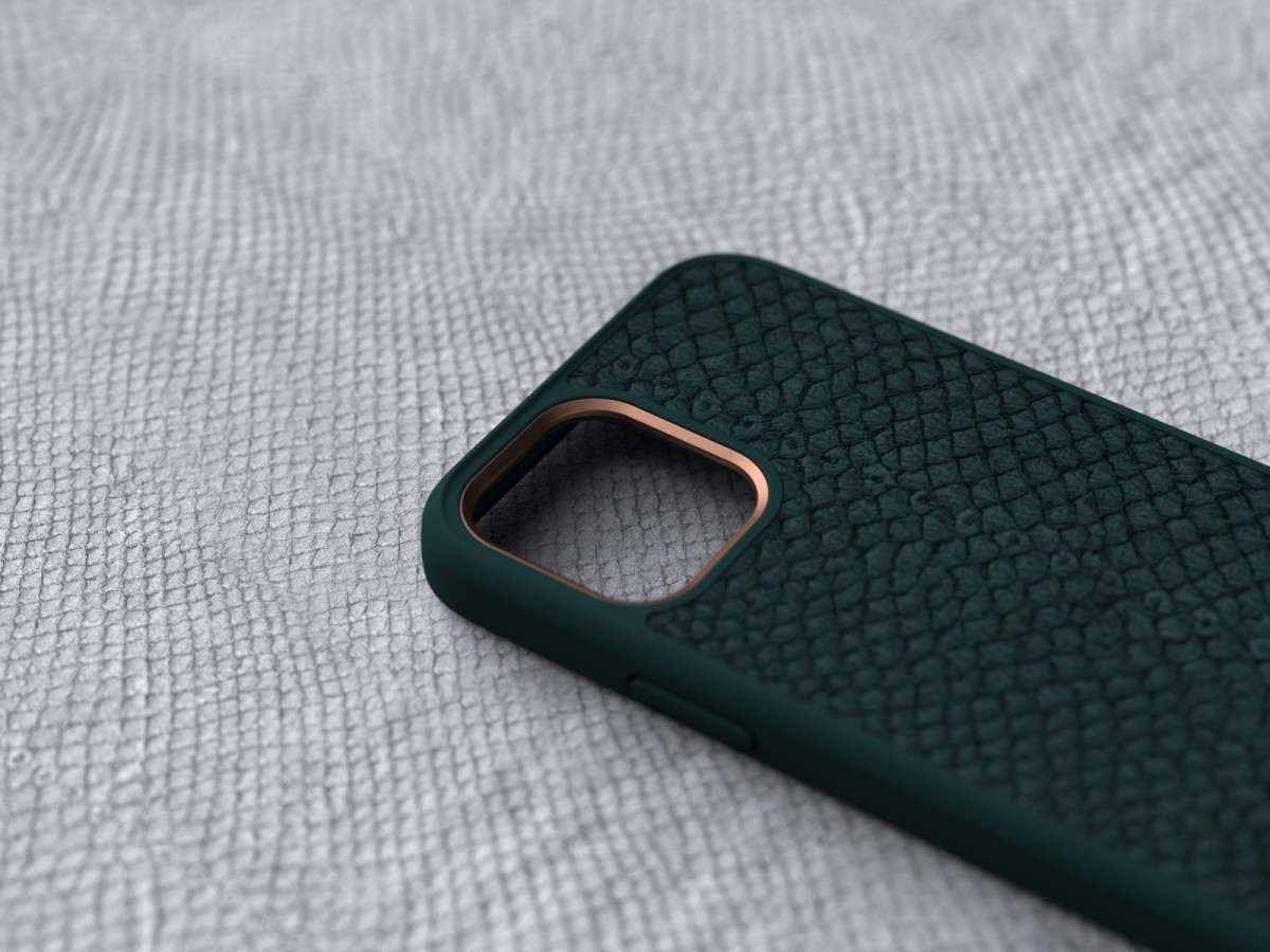 Etui z islandzkiej skóry łososia do iPhone 12 / 12 Pro zielone